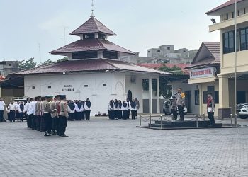 Wakapolres Tanjung Balai, Kompol MP Pardede, SH pimpin apel pagi rutin