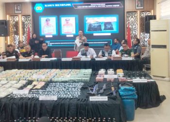 Kapolrestabes Medan, Kombes Pol Dr. Jean Calvijn Simanjuntak saat paparan 100 hari pemberantasan narkoba. (Foto Ist)