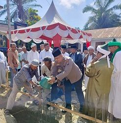 Wakapolres Simalungun Kompol Imam Alriyuddin, S.H., M.H Hadiri Groundbreaking Rumah Tahfiz Quran Haji Sugiat Santoso
