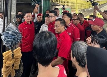 Jajaran pengurus DPC PDI Perjuangan Kota Medan dipimpin Hasyim SE didampinggi Sekretaris Boydo HK Panjaitan,Tumpal Napitupulu, serta Agus Setiawan anggota DPRD Kota Medan. (Foto Ist)