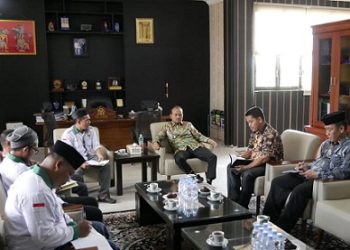 Wali Kota Tanjungbalai, Mahyaruddin Salim menerima audiensi Pengurus Badan Amil Zakat Nasional (Baznas) Kota Tanjungbalai