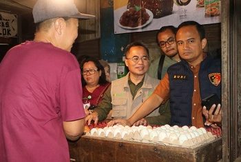 Satgas Pangan Polda Sumut bersama Bapanas RI, Tim Saber Kota Medan, serta instansi terkait melaksanakan sidak untuk mengecek ketersediaan stok dan stabilitas harga bahan pokok di Pusat Pasar. (Foto Ist)