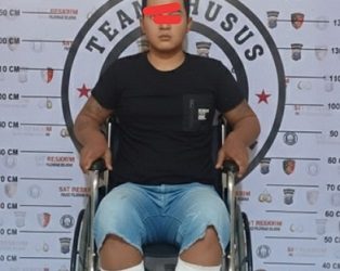 Pelaku penganiayaan menggunakan panah, M alias G yang diringkus oleh Polres Belawan. (Foto Ist)