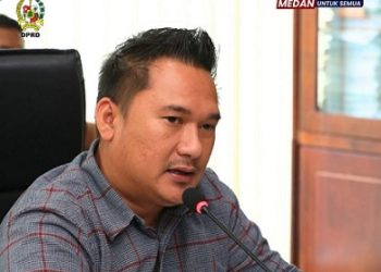 Ketua Komisi 1 DPRD Medan Reza Pahlevi Lubis saat memimpin Dengar Pendapat (RDP) bersama Inspektorat dan bagian hukum Pemko Medan di gedung DPRD Medan terkait Camat Medan Maimun Almuqarrom Natapradja.Foto Ist