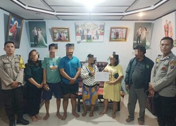 personil piket dipimpin Ka SPKT AIPTU Alles Napitu selesaikan masalah warga Jalan Medan Kampung Baru