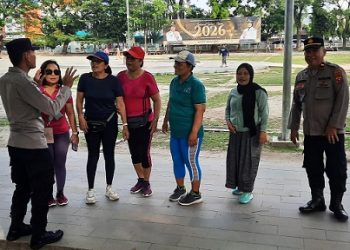 Personil Sat Binmas Polres Pematangsiantar Patroli Sambang Kamtibmas kepada Komunitas Senam