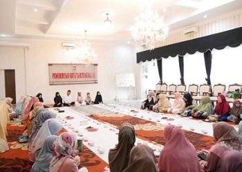 Wali Kota Tanjungbalai Mahyaruddin SalimBuka Puasa Bersama TP-PKK Kota Tanjungbalai