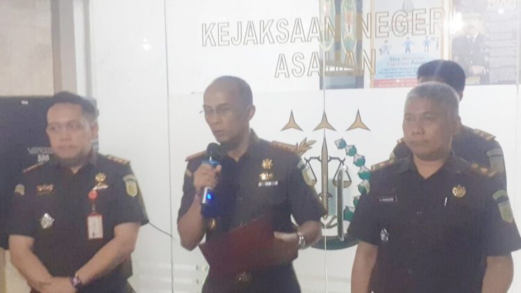 Kajari Asahaan Mochamad Judhy Ismono saat berikan keterangan