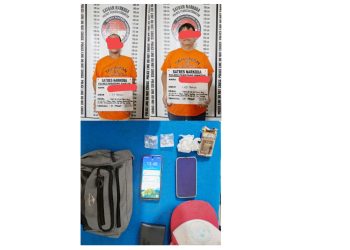 Kedua tersangka NS dan RBPP beserta barang bukti diruangan Sat Resnarkoba Polres Pematangsianțar