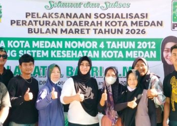 Anggota DPRD Kota Medan Lailatul Badri saat Sosper ke III Tahun 2026 produk hukum Pemko Medan Perda No 4 Tahun 2012 tentang Sistem Kesehatan Kota Medan. (Foto Ist)