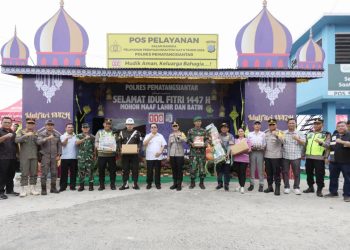 Wali Kota Pematangsiantar Wesly Silalahi SH MKn bersama Forkopimda saat kunjungi Pos Yan di Simpang Dua.