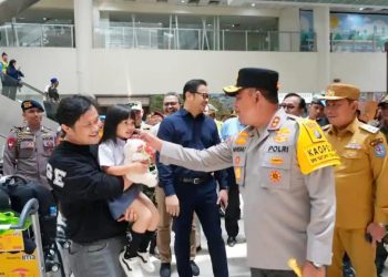 Kapolda Sumut Irjen Pol Whisnu Hermawan Februanto meninjau langsung kesiapan pengamanan dan pelayanan di Bandara Internasional Kualanamu (KNIA) (Foto Ist)
