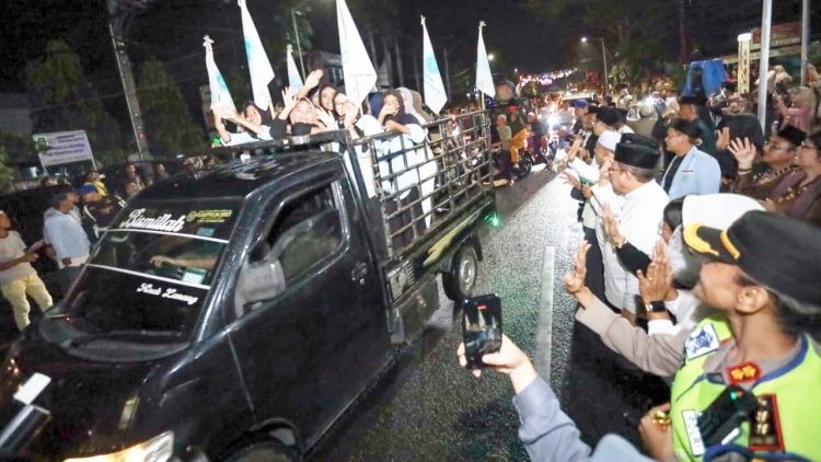 Kapolres Pematangsiantar AKBP Sah Udur T.M. Sitinjak SH. SIK. MH Bersama Walikota dan Forkopimda Pelepasan Takbir Keliling Malam Idul Fitri 1447 H