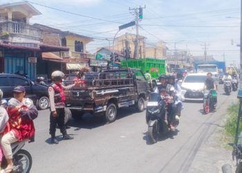 Tim Pencet Sat Samapta sigap bantu mobil pemudik rusak dan Gatur Lalin