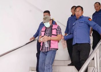 Tim penyidik Pidsus Kejati Sumut tahan RVL Kepala Kantor Syahbandar dan Otoritas Pelabuhan Belawan periode Oktober 2023 - Oktober 2024. (Foto Ist)