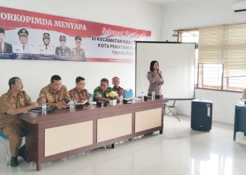 Kapolsek Siantar Utara AKP Jahrona Sinaga SH mewakili Kapolres Pematangsiantar AKBP Sah Udur T.M. Sitinjak SH. SIK. MH menghadiri kegiatan Forkopimda Menyapa Kecamatan Siantar Utara