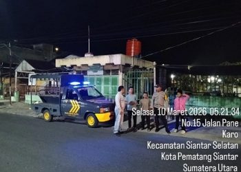 Personil piket jaga Polsek Siantar Selatan patroli Asmara Subuh