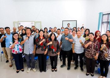 Kadis Kominfo Kota  Johannes Sihombing SSTP MSi Buka Pembinaan Statistik Sektoral Finalisasi Publikasi Pematangsiantar Dalam Angka 2026