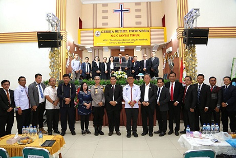 Wali Kota Pematangsiantar Wesly Silalahi SH MKn diwakili Staf Ahli Bidang Pemerintahan Dra Happy Oikumenis Daely menghadiri pelantikan Badan Kerjasama Antar Gereja (BKAG) Provinsi Sumatera Utara Periode 2026–2031