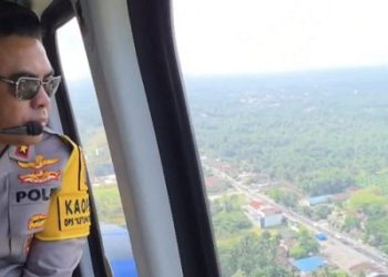 Kapolda Sumatera Utara Irjen Pol Whisnu Hermawan Februanto lakukan pemantauan arus mudik Lebaran 2026 melalui udara (Foto Ist)