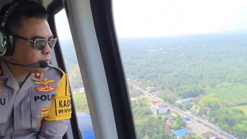 Kapolda Sumatera Utara Irjen Pol Whisnu Hermawan Februanto lakukan pemantauan arus mudik Lebaran 2026 melalui udara (Foto Ist)
