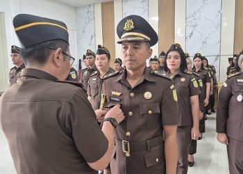 Kajari Tanjungbalai Bobon Robiana, S.H. M.H Lantik Eko Wahyudi, S.H Jadi Kasi Pidum