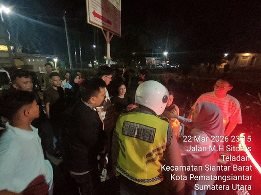 Personil piket Pamapta saat cek laporan keributan di Jalan MH. Sitorus Simpang Jalan Gunung Simanuk Manuk