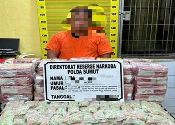Pelaku penyeludupan 50 kg sabu dan 20 ribu ektasi di Asahan. (Foto Ist)