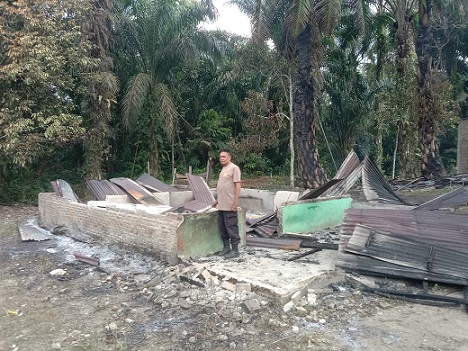 Satu Unit Rumah di Raya Kahean Hangus Terbakar