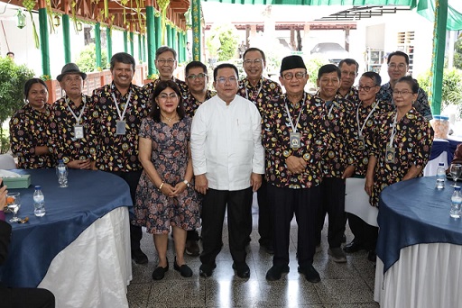 Wali Kota Pematangsiantar Wesly Silalahi SH MKn menerima audiensi dari pemimpin Gereja di Kota Pematangsiantar