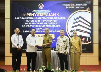 Wali Kota Tanjungbalai Mahyaruddin Salim Serahkan LKPD Unaudited TA 2025 ke kepada Kepala  Perwakilan BPK Sumut Paula Henry Simatupang