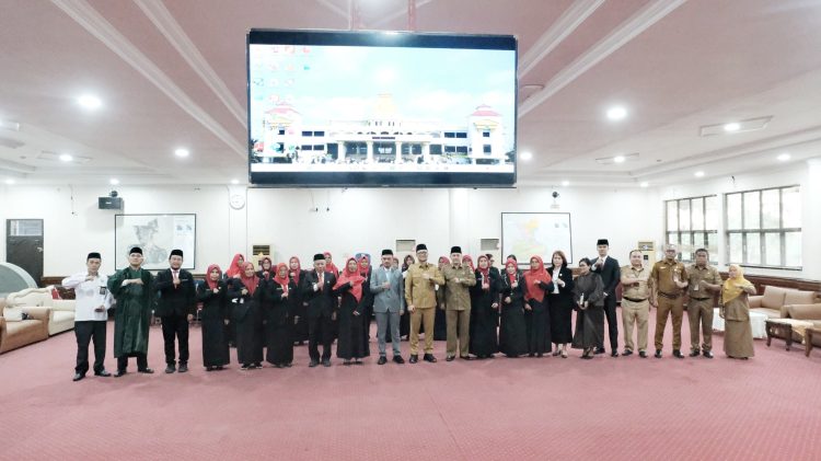 Wali Kota Tanjungbalai Mahyaruddin Salim Kukuhkan 11 Kepala Sekolah dan 11 Pejabat Fungsional di Lingkungan Pemko