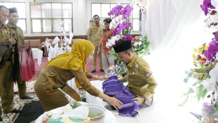 Pemko Tanjungbalai Gelar Tepung Tawar dan Doa Bersama Berangkatkan Wali Kota Mahyaruddin Salim Tunaikan Ibadah Haji