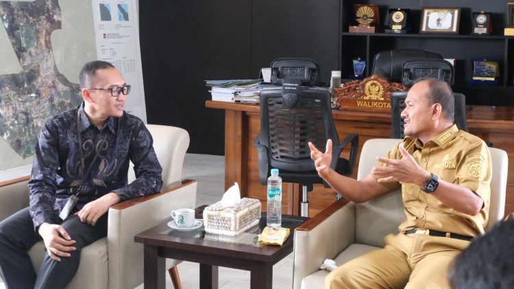 Wali Kota Tanjungbalai Mahyaruddin Salim Terima Audiensi Kepala KPP Pratama Kisaran
