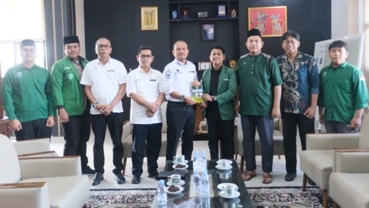 Wali Kota Tanjung Balai Mahyaruddin Salim Terima Audiensi PC. HIMMAH Kota Tanjungbalai