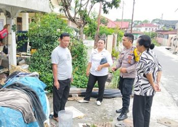 Bhabinkamtibmas Kelurahan kahean sambangi warga