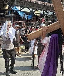 Kapolres Pematangsiantar AKBP Sah Udur T.M Sitinjak S.H. S.I.K. M.H  Hadiri Devosi Jalan Salib Peringatan Jumat Agung 2026 Gereja Katolik