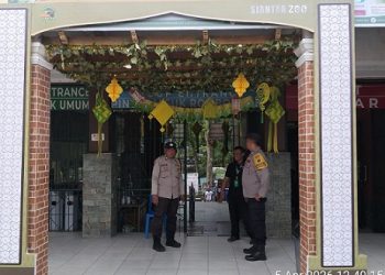 Piket Bhabinkamtibmas Aiptu Deddy Syam dan Aiptu Rayendra P. Damanik patroli objek vital Taman Hewan