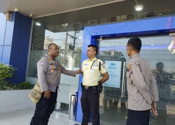 Kasat Binmas AKP Zainuddin Polres Tanjung Balai Sambangi Satpam Bank BRI