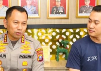 Anggota DPRD Kota Medan Muhammad Afri Rizki Lubis dan Kapolrestabes Medan Kombes Pol Dr. Jean Calvijn Simanjuntak saat hadir di kegiatan Lomba Orasi Damai Kapolrestabes Medan Cup 2026. (Foto Ist)