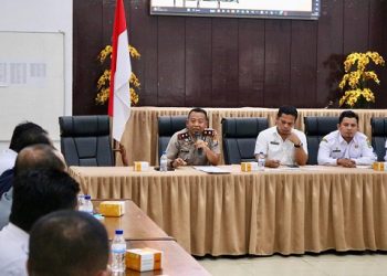 Sekda Junaedi Antonius Sitanggang SSTP MSi memimpin rapat persiapan pelaksanaan kegiatan Karnaval Pesta Rakyat memeringati Hari Jadi ke-155 Kota Pematangsiantar