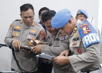 Kapolres Tanjungbalai AKBP Welman Feri, S.I.K. M.I.K  Dampingin Div Propam Mabes Polri Periksa Senpi  