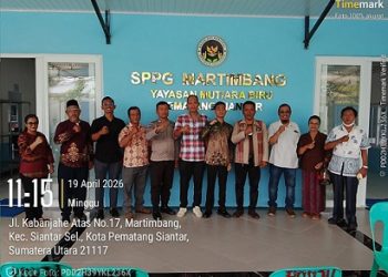 Kapolsek Siantar Selatan IPTU Suhaira Marbun SH diwakili Bhabinkamtibmas Kelurahan Kristen BRIPKA Swandi hadiri pembukaan SPPG Martimbang