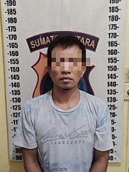 Pelaku Curat EK alias Edi Bakso diamankan di Poslsek Siantar Martoba