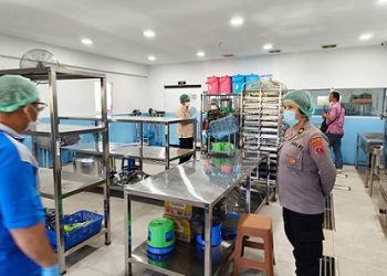 Wakapolsek Siantar Marihat IPTU Nana Sandra SH Bersama Tiga Pilar Cek Dapur SPPG Yayasan Karya Lentena Anak Negeri