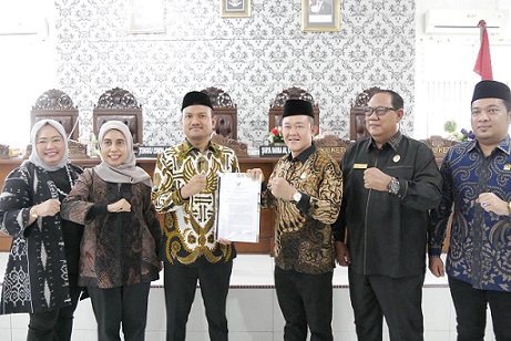 Wali Kota Tanjungbalai Mahyaruddin Salim Hadiri Rapat Paripurna Penyampaian Rekomendasi DPRD Terhadap LKPJ TA 2025