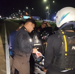 Tim khusus (Timus) Dayok Mirah dipimpin IPDA Hezron Alfrian Simarmata S.Tr.lk melaksanakan patroli hingga subuh