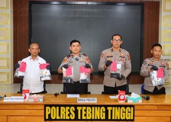 Wakapolres Kompol Rudi Syahputra, S.Kom pimpin press release keberhasilan pengungkapan kasus narkotika jenis sabu