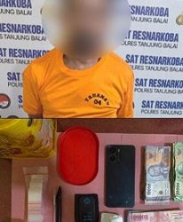 tersangka M.G alias Jali beserat barang bukti
