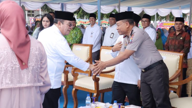 Wakapolres Pematangsiantar KOMPOL Budiono Saputro SH. MH mewakili Kapolres menghadiri Pawai Ta'aruf dan Pembukaan MTQ Tingkat Kota Pematangsiantar Tahun 2026